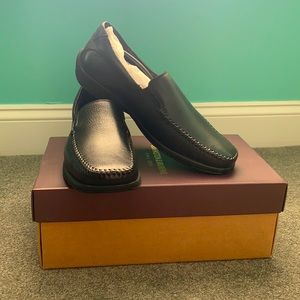 Brand new Men’s Johnston & Murphy loafers